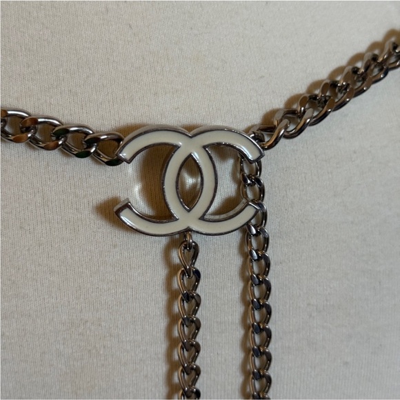 Chanel silver and white belt or necklace - Picture 4 of 9